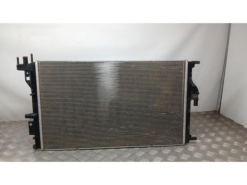 Recambio de radiador agua adicional para renault express furgoneta/monovolumen 1.5 blue dci 95 (f6ab) referencia OEM IAM 2141072