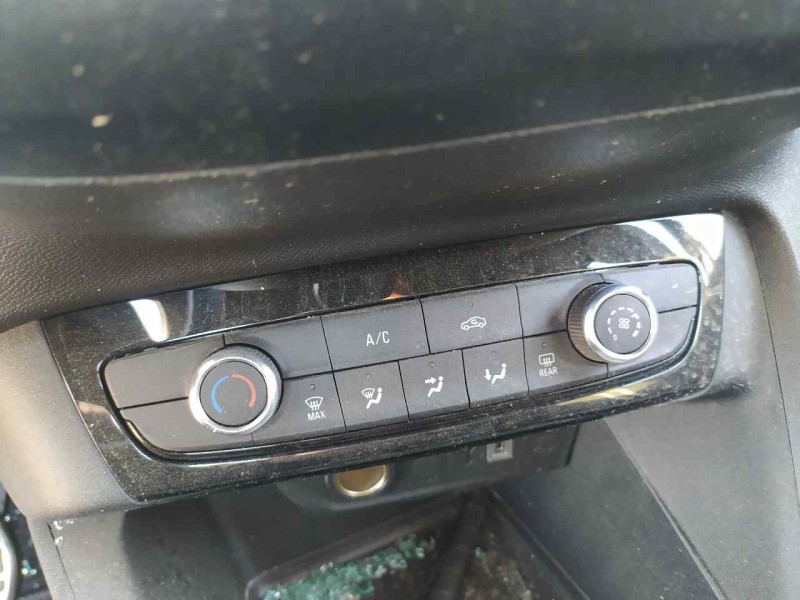 Recambio de mando calefaccion / aire acondicionado para opel corsa f gs referencia OEM IAM 9845184680  