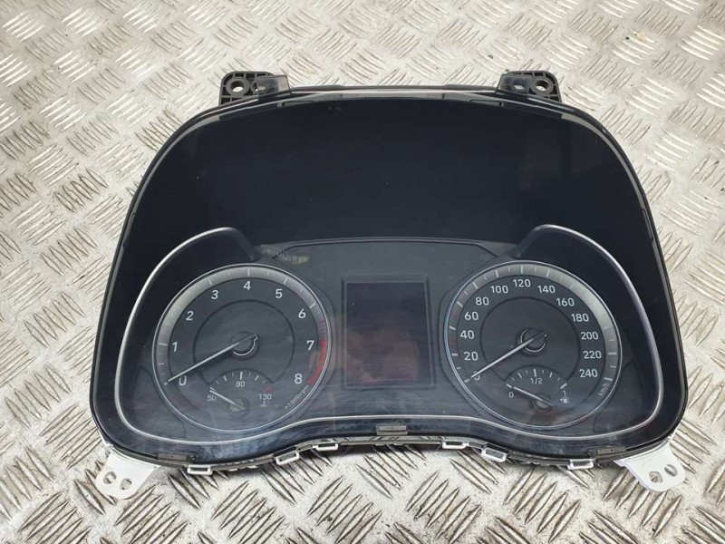 Recambio de cuadro instrumentos para hyundai kona essence 2wd referencia OEM IAM 94013J9290 IC017E010 