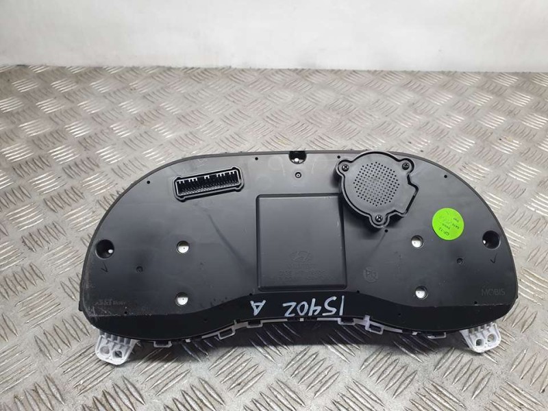 Recambio de cuadro instrumentos para hyundai kona essence 2wd referencia OEM IAM 94013J9290 IC017E010 