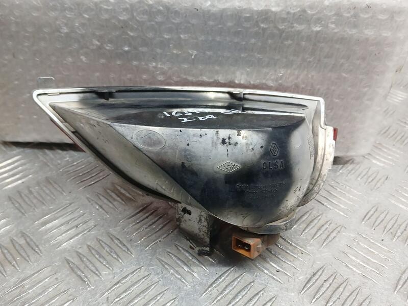 Recambio de piloto trasero izquierdo paragolpes para renault megane iv berlina 5p limited referencia OEM IAM 265852501R  