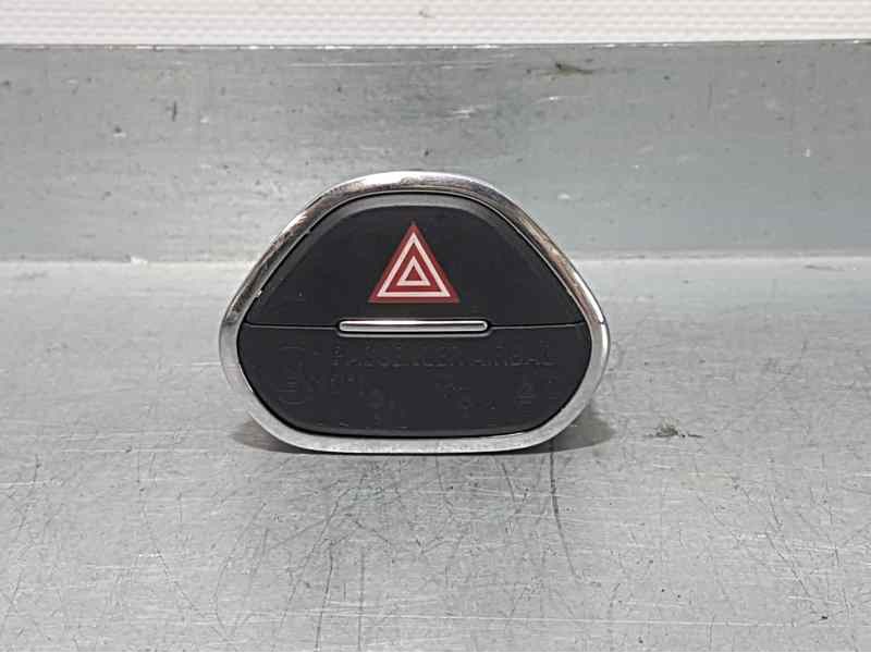 Recambio de warning para opel corsa e van 1.3 cdti referencia OEM IAM 39031634  