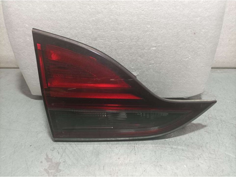 Recambio de piloto trasero izquierdo para opel zafira tourer excellence referencia OEM IAM 1322358 428448700 INTERIOR