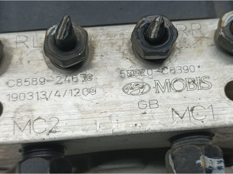Recambio de abs para hyundai i20 active link referencia OEM IAM 28920C8390 C858924650 MOBIS