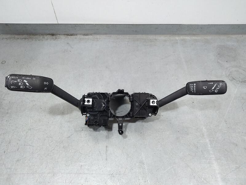 Recambio de mando luces y limpia para skoda fabia combi active referencia OEM IAM 6c0953501h  