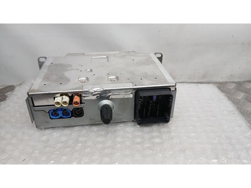 Recambio de sistema audio / radio para peugeot 208 (p2) active referencia OEM IAM 9847854380 BOSCH 7503900497