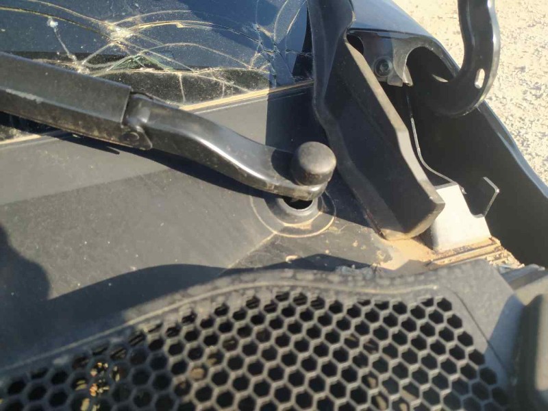 Recambio de motor limpia delantero para opel corsa f gs referencia OEM IAM 9824784980  