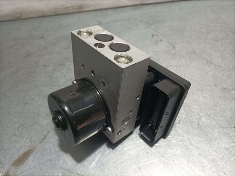 Recambio de abs para volvo xc90 d5 executive (7 asientos) (136kw) referencia OEM IAM P30793444 10020405084 ATE