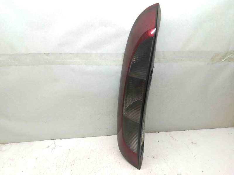 Recambio de piloto trasero izquierdo para opel corsa c 1.7 16v di cat (y 17 dtl / lk8) referencia OEM IAM 09114336 89302171 VALE