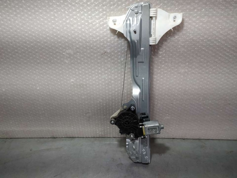 Recambio de elevalunas trasero derecho para hyundai kona essence 2wd referencia OEM IAM 83404J9000  ELECTRICO 2 PINES