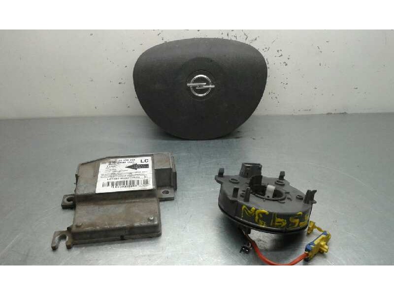 Recambio de airbag delantero izquierdo para opel corsa c 1.7 16v di cat (y 17 dtl / lk8) referencia OEM IAM   CONCARRETE Y CENTR