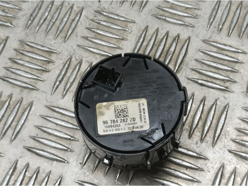 Recambio de mando multifuncion para peugeot 2008 (--.2013) allure bluehdi 120 s&s referencia OEM IAM 96784282ZD 10094263 CONTROL