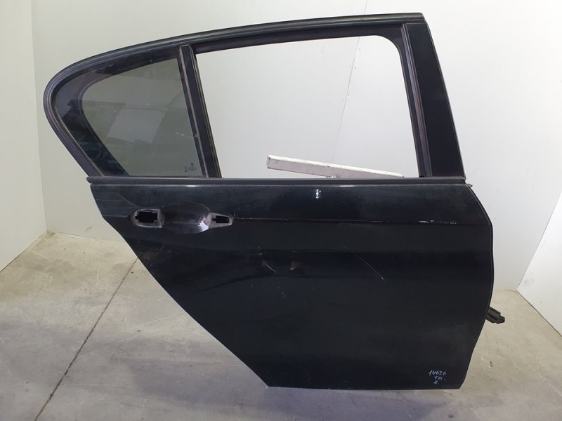 Recambio de puerta trasera derecha para bmw serie 1 lim. (f20) 116d referencia OEM IAM 41525A2A398  