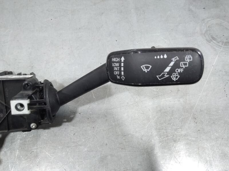 Recambio de mando luces y limpia para skoda fabia combi active referencia OEM IAM 6c0953501h  