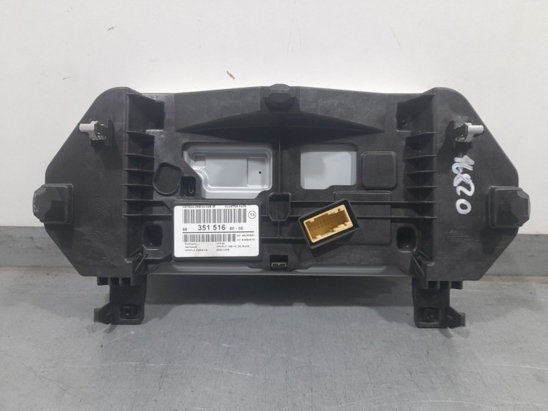 Recambio de cuadro instrumentos para opel corsa f (p2jo) 1.2 (68) referencia OEM IAM 9835151680  
