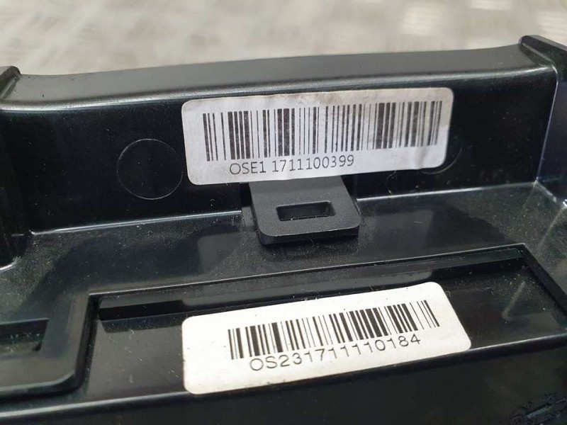 Recambio de mando climatizador para hyundai kona essence 2wd referencia OEM IAM C200367820 171113B003170202 