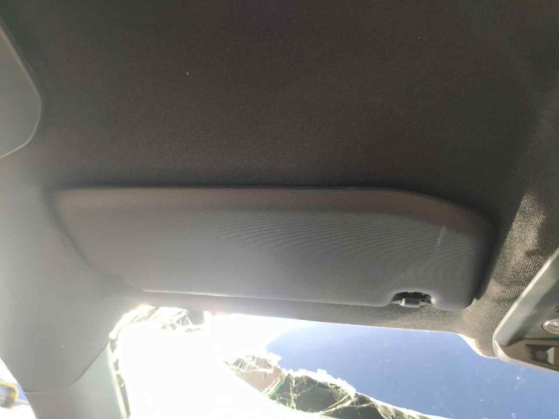 Recambio de parasol izquierdo para opel corsa f gs referencia OEM IAM 16576381ZD  