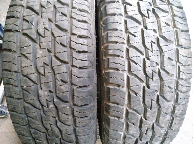 Recambio de neumatico pareja para neumaticos reutilizados - referencia OEM IAM 2256017103H 225/60/17/103H COOPER ATT / MIXTAS