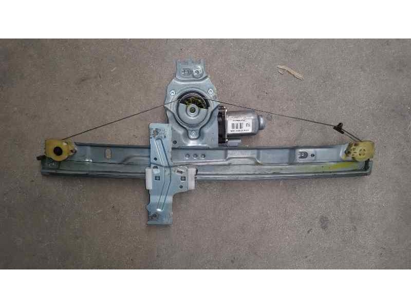 Recambio de elevalunas delantero derecho para peugeot 207 sport referencia OEM IAM  2 PINS ELECTRICO