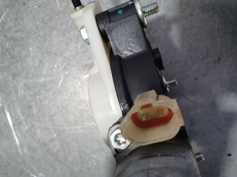 Recambio de elevalunas trasero derecho para hyundai i20 active link referencia OEM IAM 83402C7010 F00S1W2084 BOSCH ELECTRICO 2 P