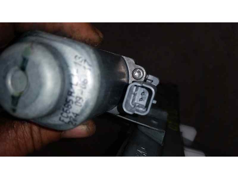 Recambio de elevalunas delantero derecho para peugeot 207 sport referencia OEM IAM  2 PINS ELECTRICO