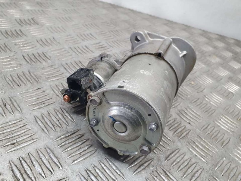 Recambio de motor arranque para hyundai kona essence 2wd referencia OEM IAM 3610004200  