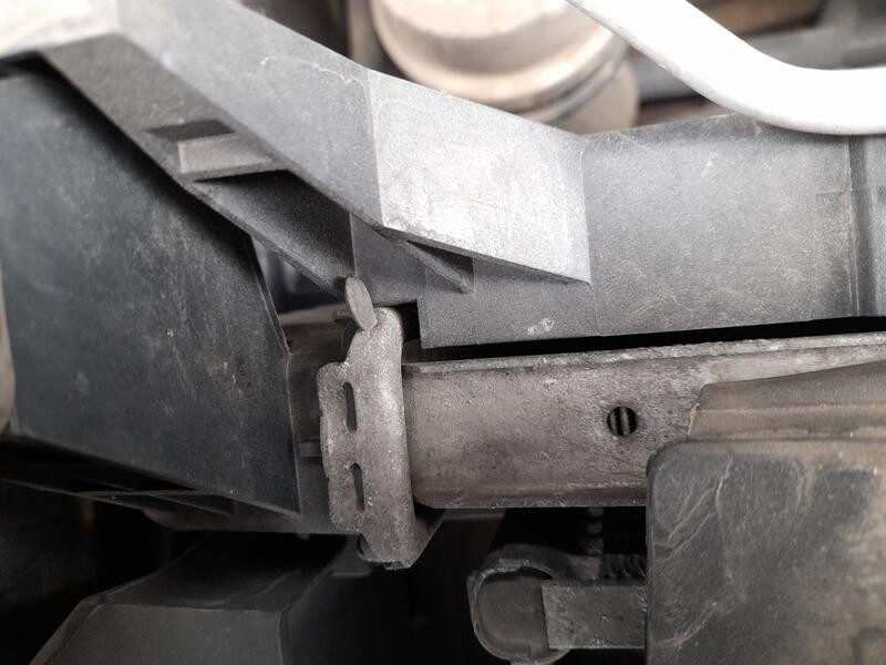 Recambio de radiador agua para mercedes-benz clase b sports tourer (w245) b 180 cdi (245.207) referencia OEM IAM A1695001803  