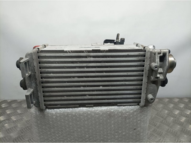 Recambio de intercooler para hyundai i20 active link referencia OEM IAM 2827004600  DOOEAN
