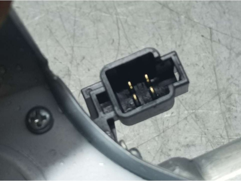 Recambio de motor limpia trasero para hyundai kona essence 2wd referencia OEM IAM 98700J9000 035111940 DENSO