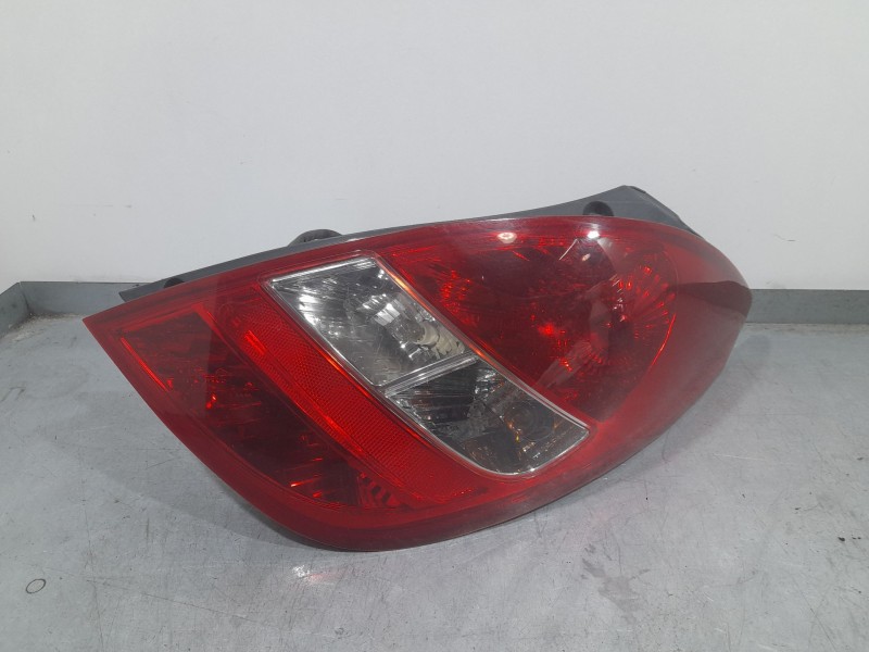 Recambio de piloto trasero derecho para hyundai i20 classic referencia OEM IAM 924201J000 HMC 924021J0