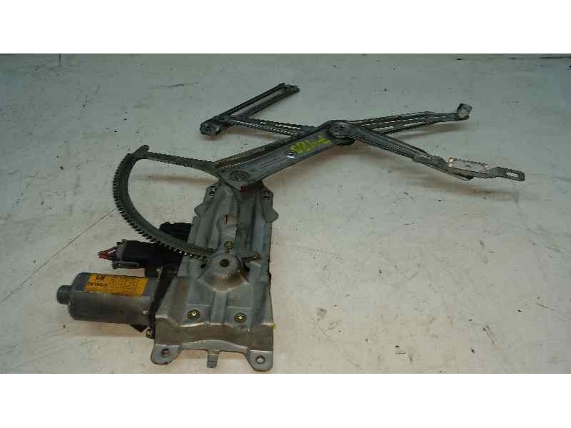 Recambio de elevalunas delantero derecho para opel zafira a elegance referencia OEM IAM  6 PINS ELECTRICO