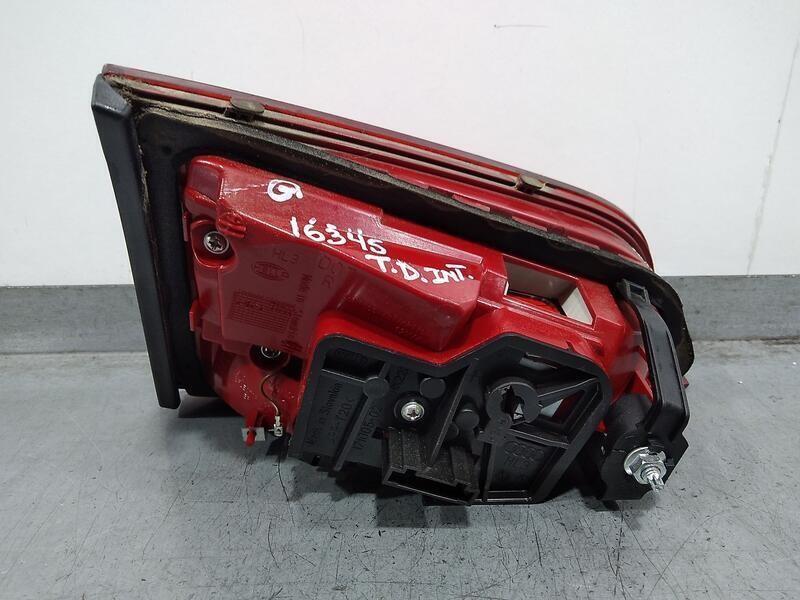 Recambio de piloto trasero derecho para audi a4 ber. (b8) basis referencia OEM IAM 8K5945094K  INTERIOR