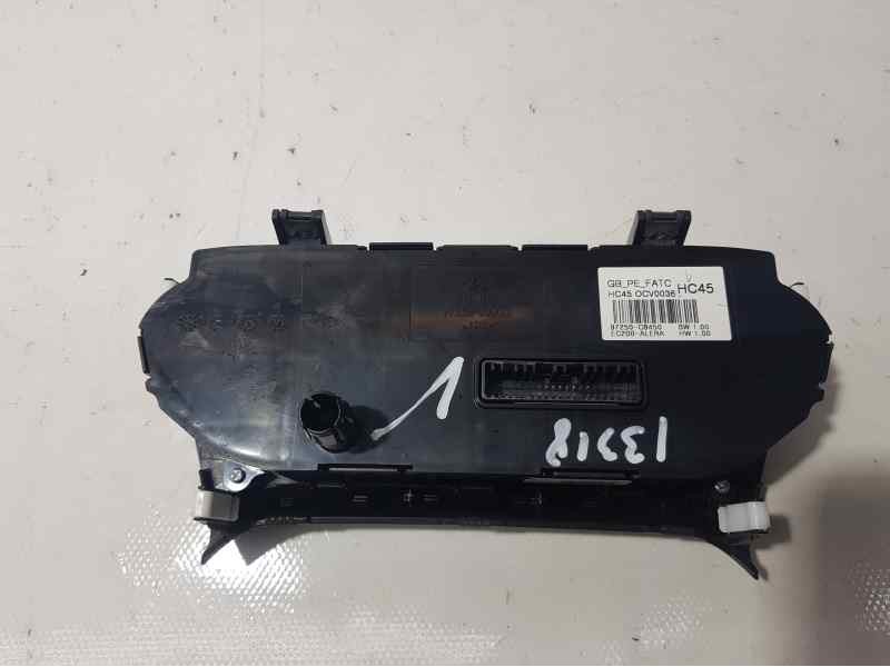 Recambio de mando climatizador para hyundai i20 active link referencia OEM IAM 97250C8450 HC450CV0036 