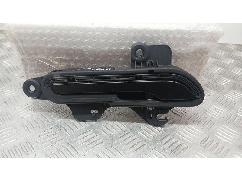Recambio de maneta exterior trasera derecha para tesla model 3 (5yj3) ev referencia OEM IAM 1780885  