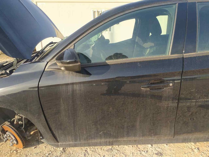 Recambio de puerta delantera izquierda para opel corsa f gs referencia OEM IAM 9837705780  