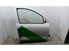 PUERTA DELANTERA DERECHA 801002861R TOCADA 
