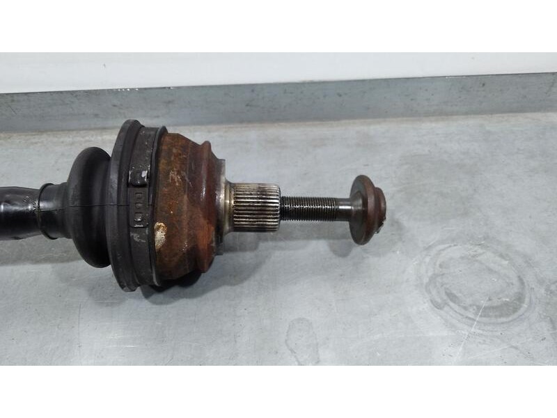 Recambio de transmision trasera izquierda para volvo v60 familiar basis referencia OEM IAM 4f0501203b  