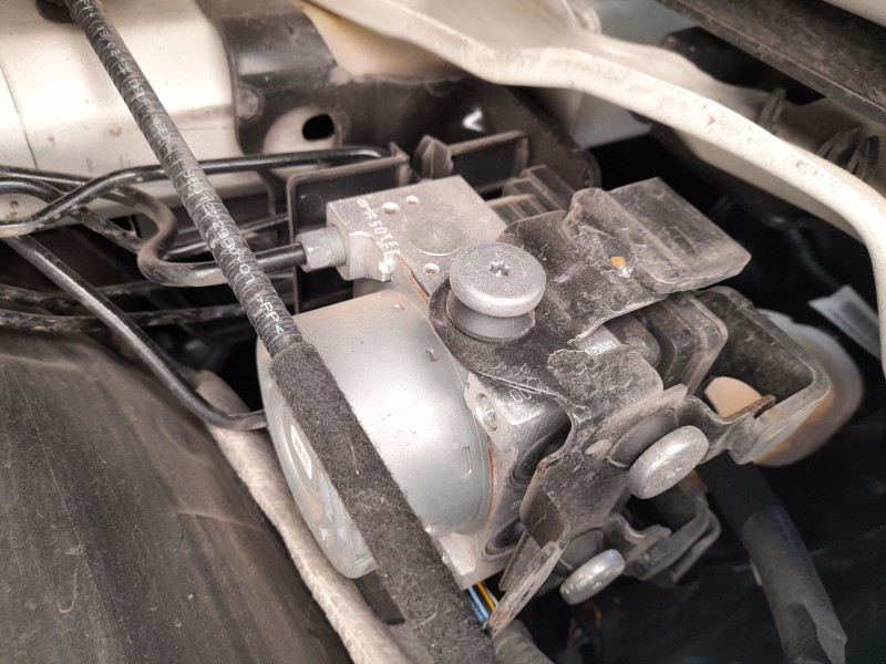 Recambio de abs para peugeot 208 ii (ub_, up_, uw_, uj_) 1.5 bluehdi 100 referencia OEM IAM 1685570580  