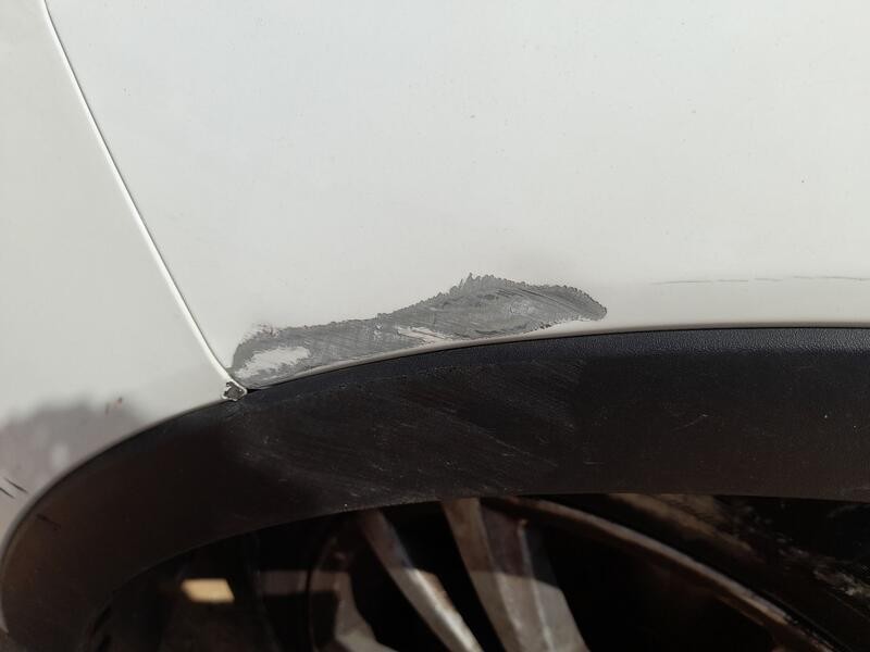 Recambio de aleta delantera izquierda para ford kuga ii (dm2) 2.0 tdci referencia OEM IAM 2344153 TOCADA 