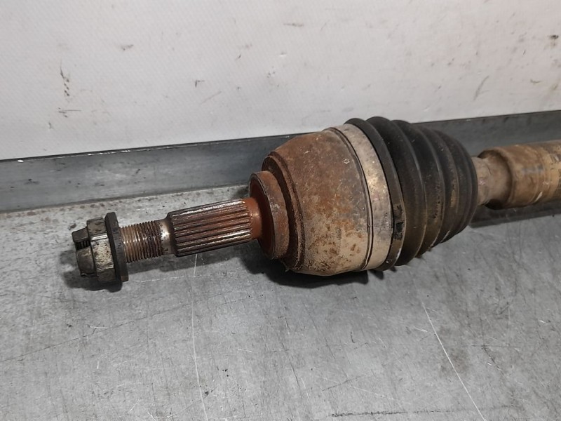 Recambio de transmision delantera derecha para renault megane ii classic berlina confort authentique referencia OEM IAM 82003792