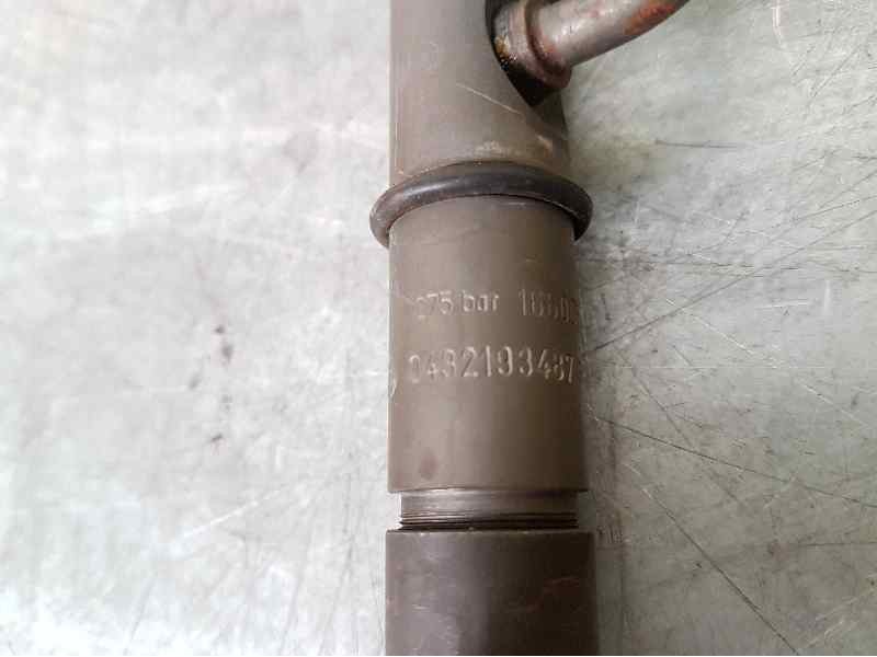 Recambio de inyector para nissan cabstar chasis cabina referencia OEM IAM 1660069T64 0432193487 BOSCH