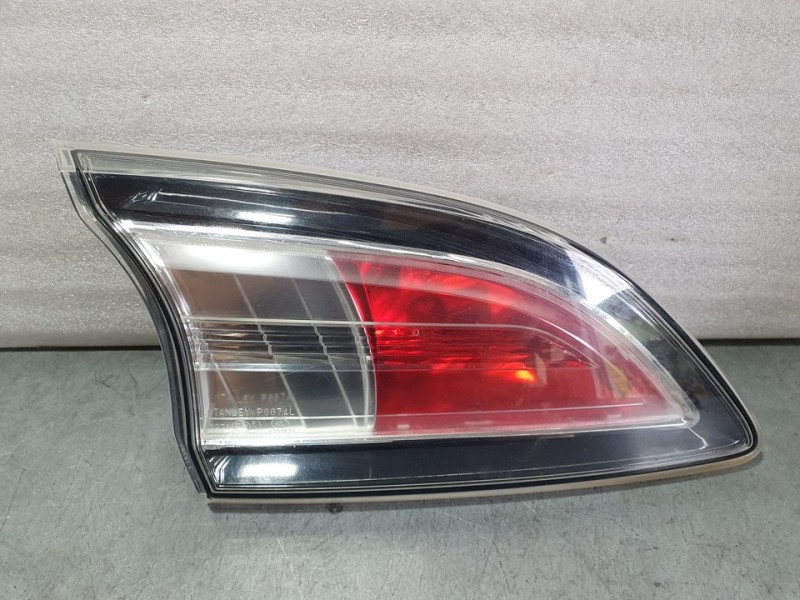 Recambio de piloto trasero izquierdo para mazda 3 lim. (bl) active referencia OEM IAM 513G0K2442  INTERIOR