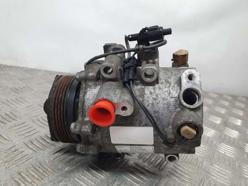 Recambio de compresor aire acondicionado para suzuki swift berlina (mz) gl (5-ptas.) referencia OEM IAM 3414160 MSC60CAS 