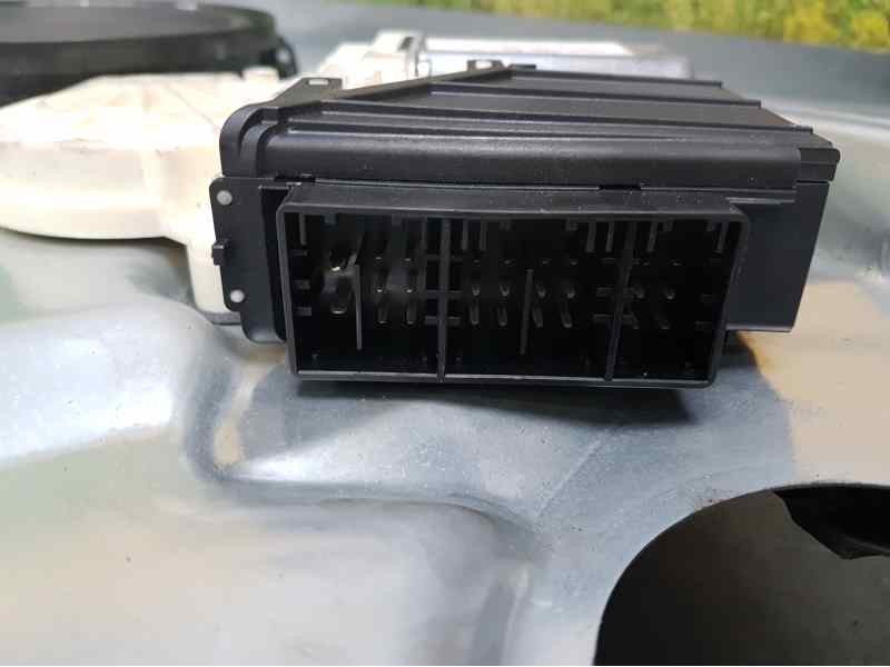 Recambio de elevalunas delantero derecho para seat cordoba berlina (6l2) stella referencia OEM IAM 6L4837752DJ  ELECTRICO