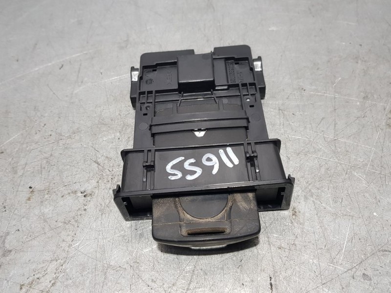 Recambio de conmutador de arranque para renault laguna grandtour iii dynamique referencia OEM IAM A2C53217096  A2C53217096