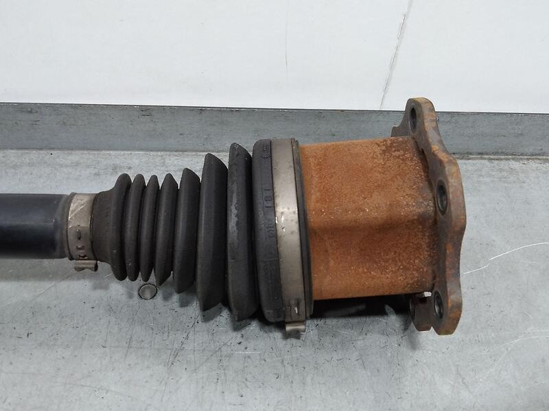 Recambio de transmision delantera derecha para audi a4 ber. (b8) basis referencia OEM IAM 8K0407271Q  