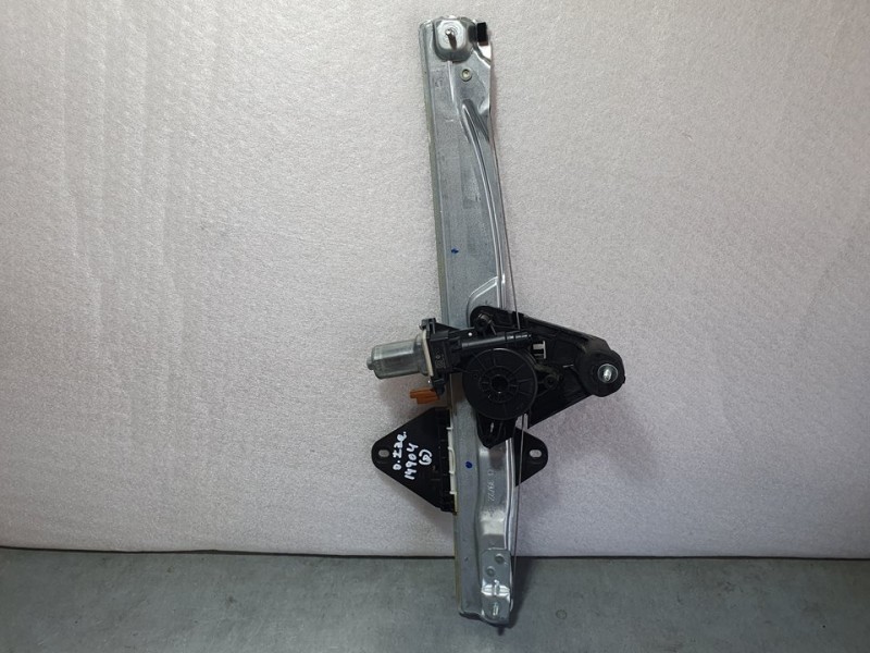 Recambio de elevalunas delantero izquierdo para dacia sandero 1.0 tce 90 referencia OEM IAM 807217352R  ELECTRICO 2 PINES