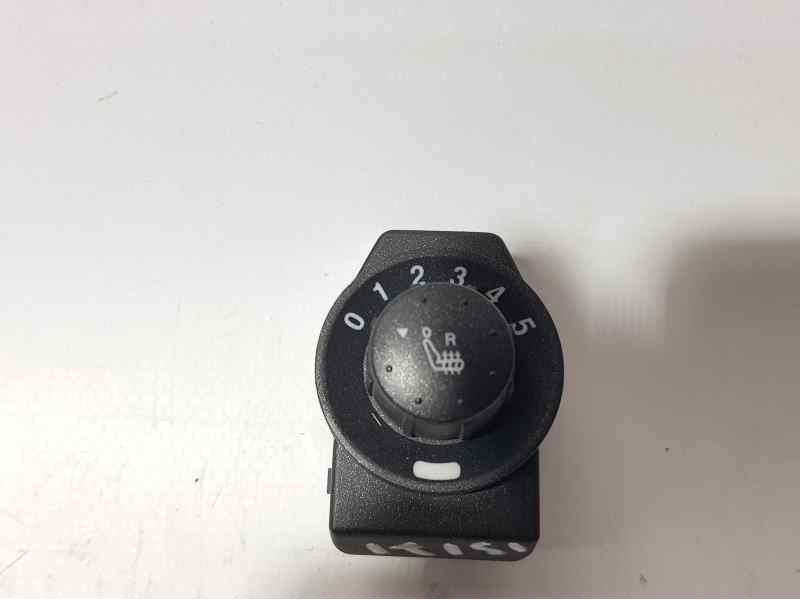 Recambio de mando multifuncion para ssangyong rexton 270 xvt premium referencia OEM IAM  CALEFACCION ASIENTO DERECHO 
