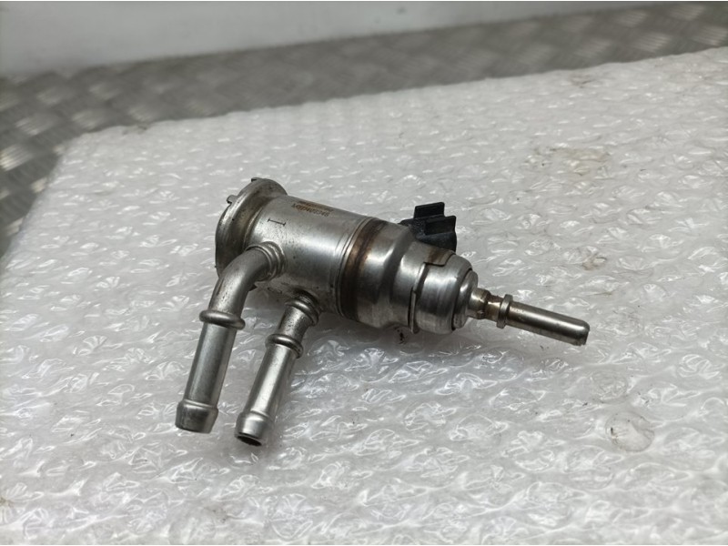 Recambio de inyector adblue para peugeot expert furgón pro standar referencia OEM IAM 9842811780 A3C00216200 