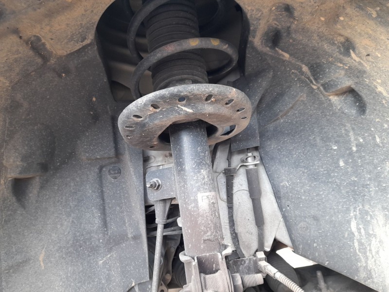 Recambio de amortiguador delantero izquierdo para peugeot 208 ii (ub_, up_, uw_, uj_) 1.5 bluehdi 100 referencia OEM IAM 9831168